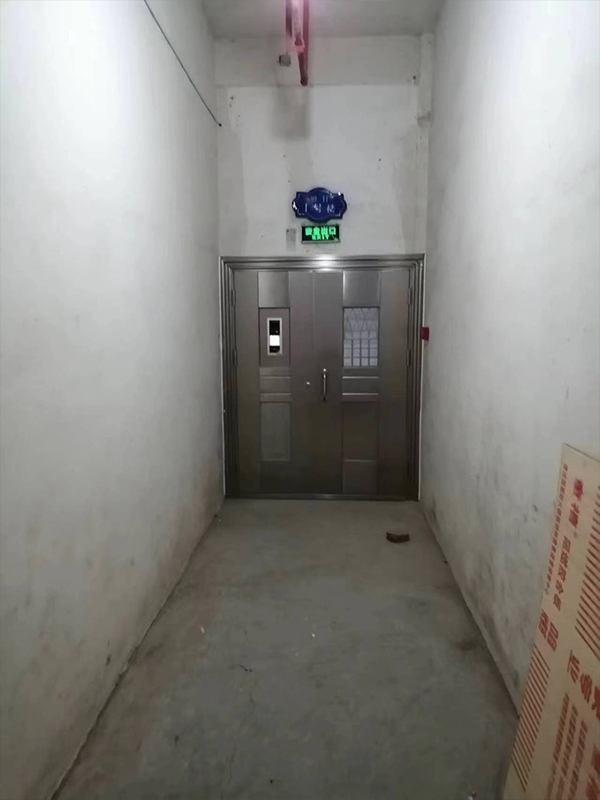 伴月灣壹號小區(qū)1號樓可視對講樓宇門、車庫防火門更換工程